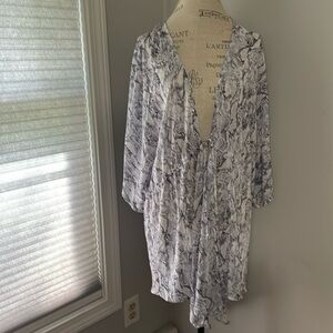 Hem & Thread Snakeskin Kimono Beach Cover Up Drawstring Waist Handkerchief Hem